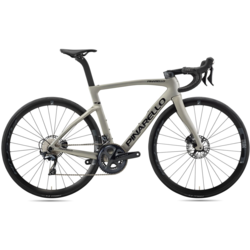 Pinarello F5 Disc 105i2 Fulcrum 800 